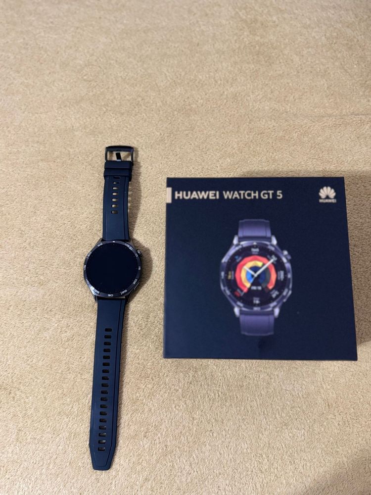 Смарт часовник Huawei watch GT 5 46mm перфектен