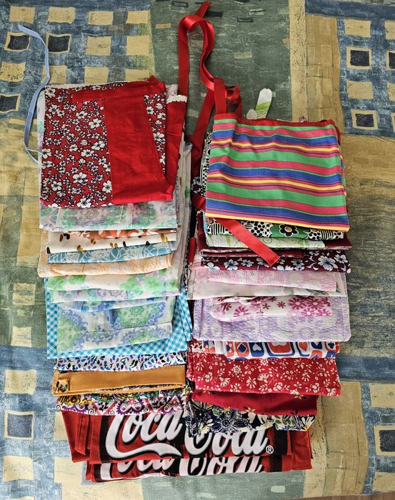 Буре, столове, вафлени и кухненски кърпи,покривки,престилки,дамаджани