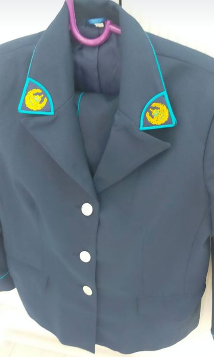 Продам МВД китель с юбкой и юбка