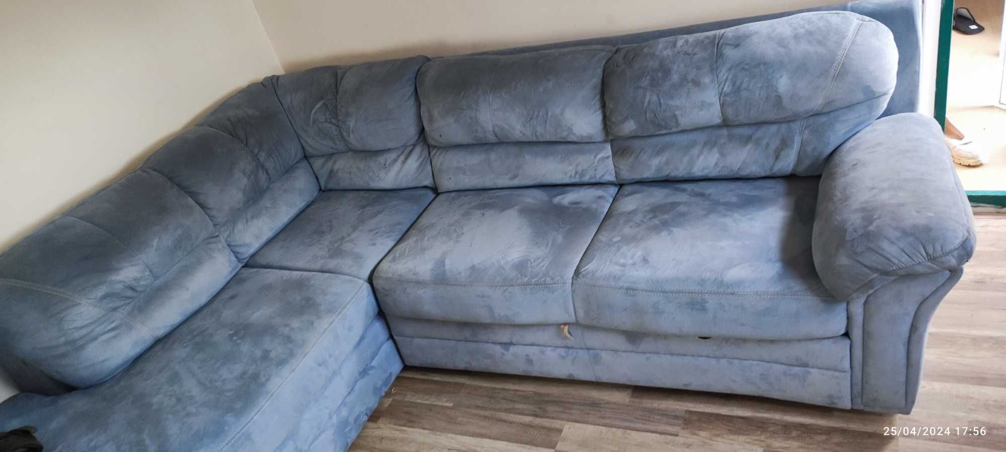 Удобен  разтегателен диван