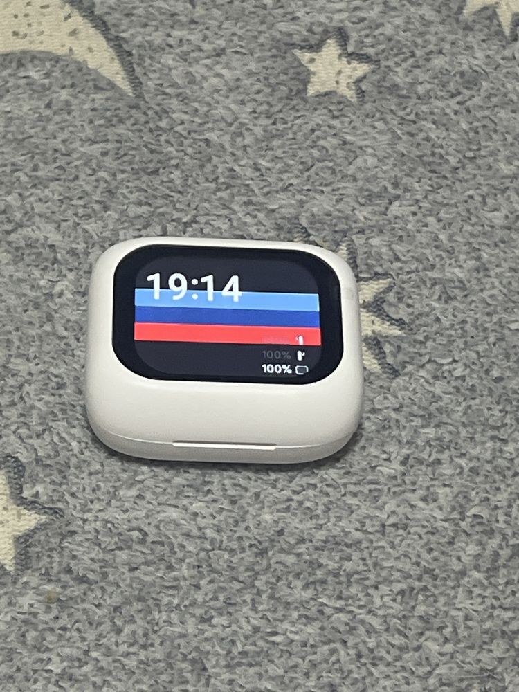 2024 Слушалки с интелигентен LCD