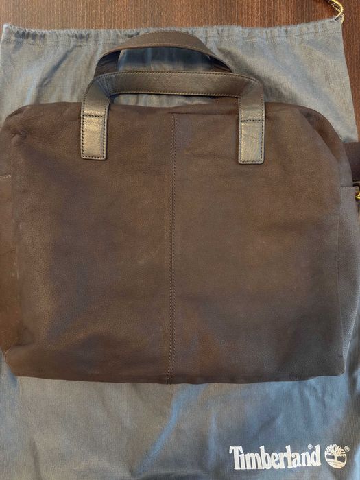 Vând geantă bărbați | Timberland | piele nubuck | nouă