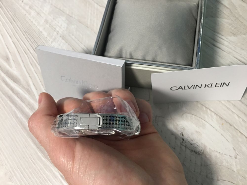 Brățară Calvin Klein Hook din oțel inoxidabil (transport gratuit)