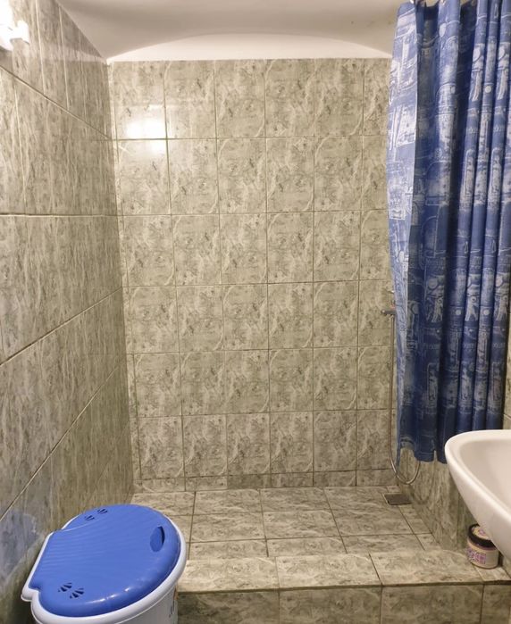 Proprietar, vand apartament 2 camere demisol