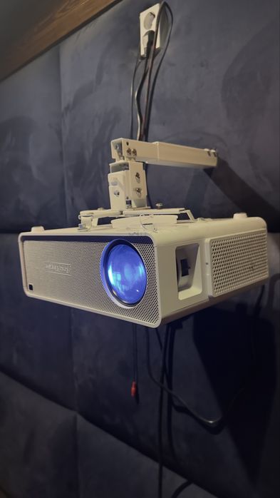 Продаётся Проектор