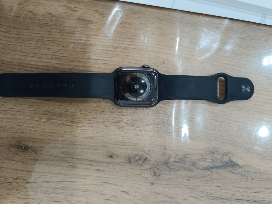 Apple watch 5 серии