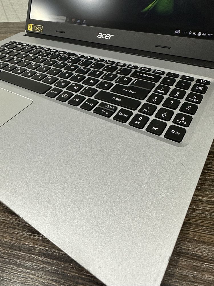 мощный Acer Aspire 3 A315-23, хорошее состояние, яркий Full HD экран