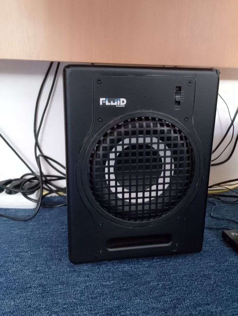 Vand Subwoofer Fluid Audio FS8 de Studio/HiFi