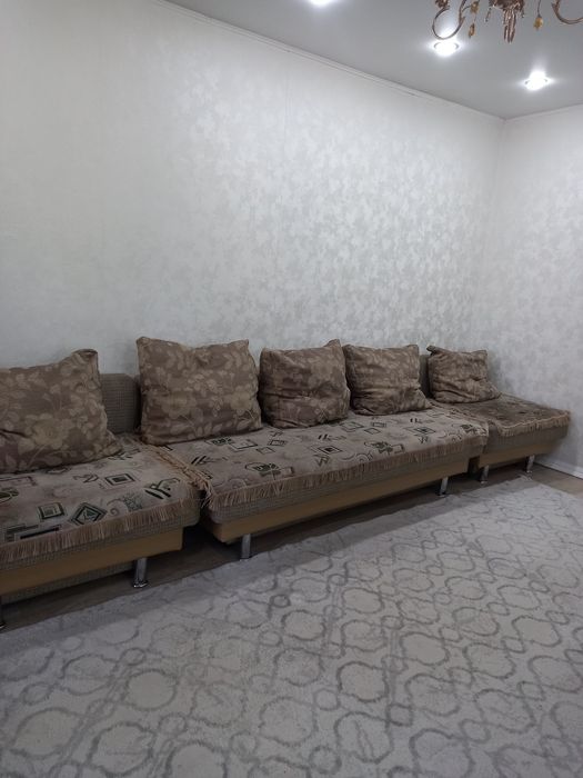 Продам диван и два кре