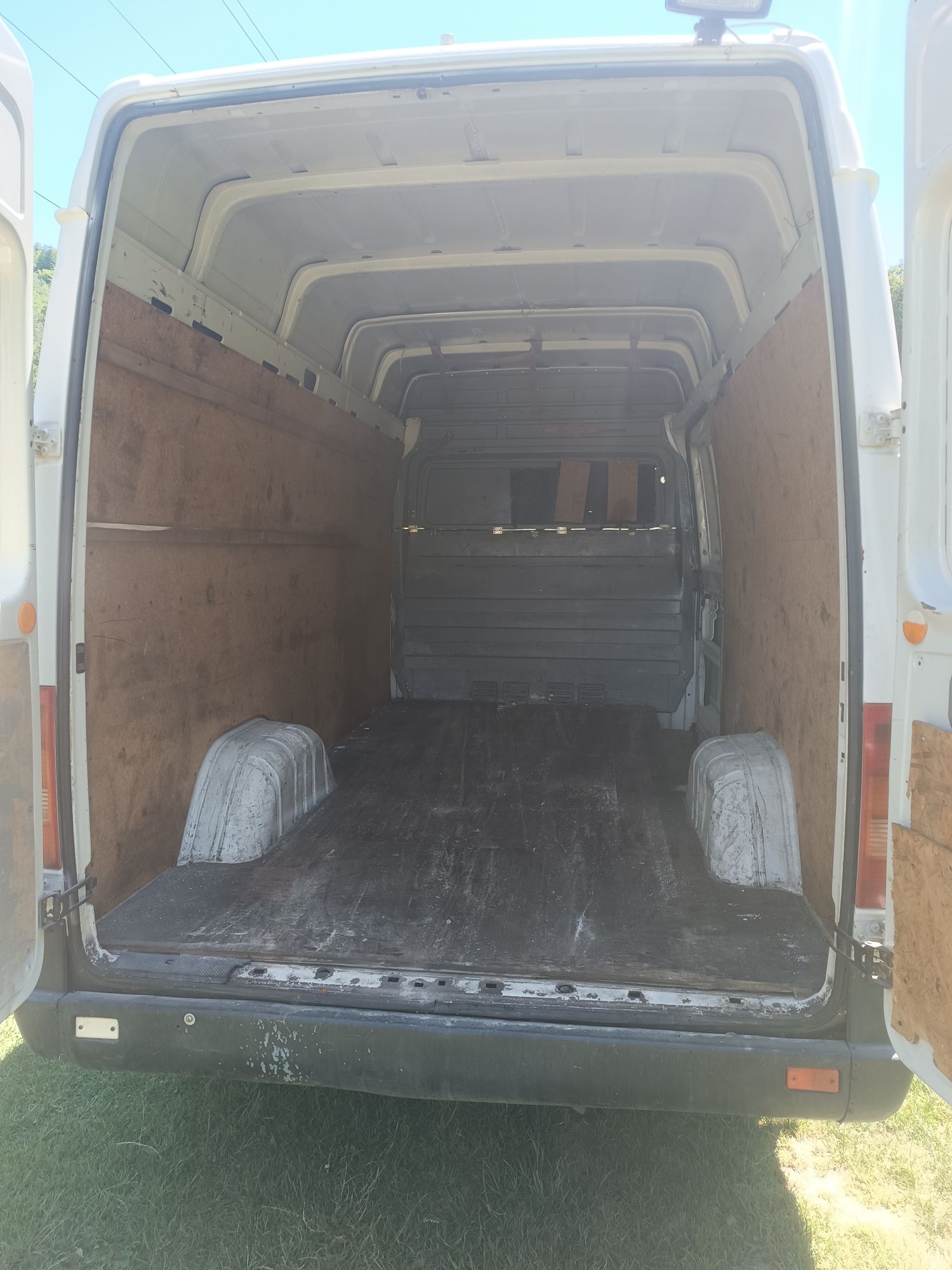 Vând Volkswagen LT 35