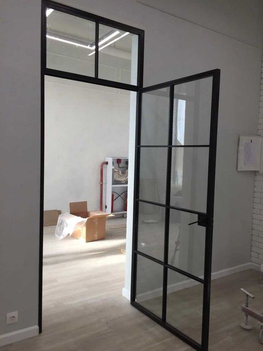 Раздвижные, каскадные, гармошки и распашные двери в стиле loft