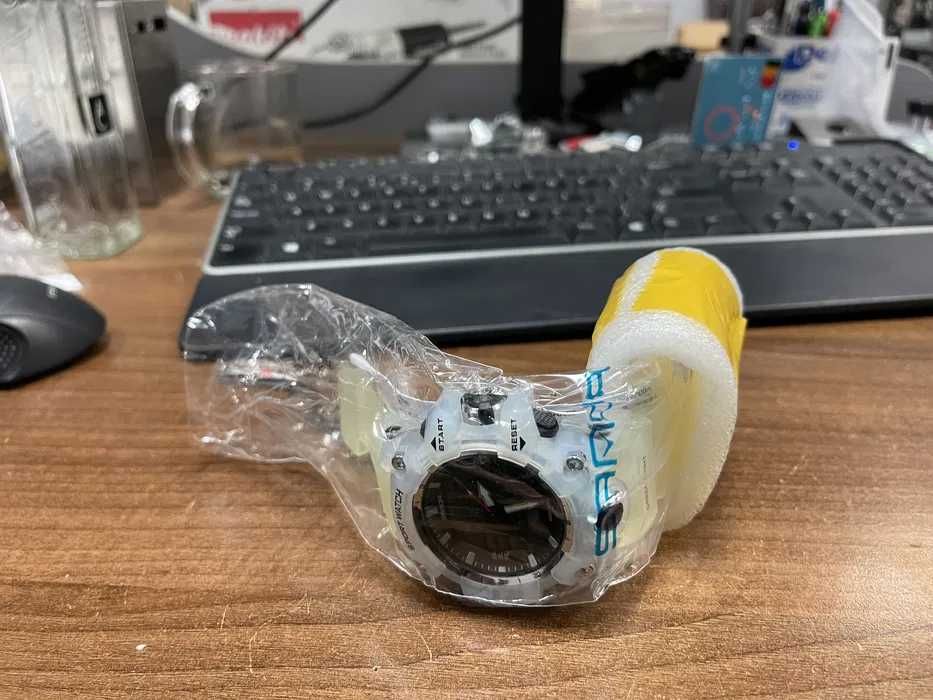 NOU ceas military rezistent la apa Schock resistant