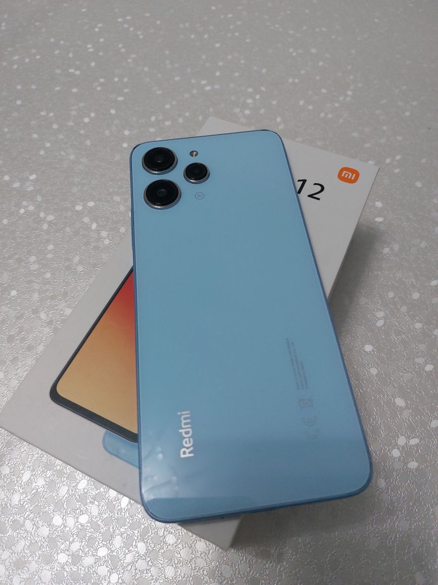 Продам XIAOMI Redmi 12.   8/256 в отличном состоянии