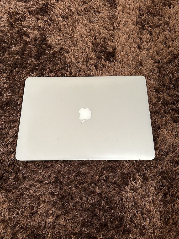 MacBook pro 15 Inch core i7 2013 display spart