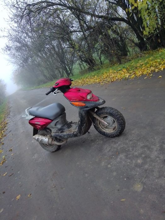 Vând scuter de camp