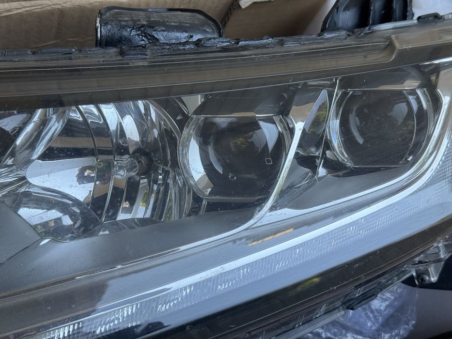 Bi-LED фарове за Mitsubishi Outlander 3