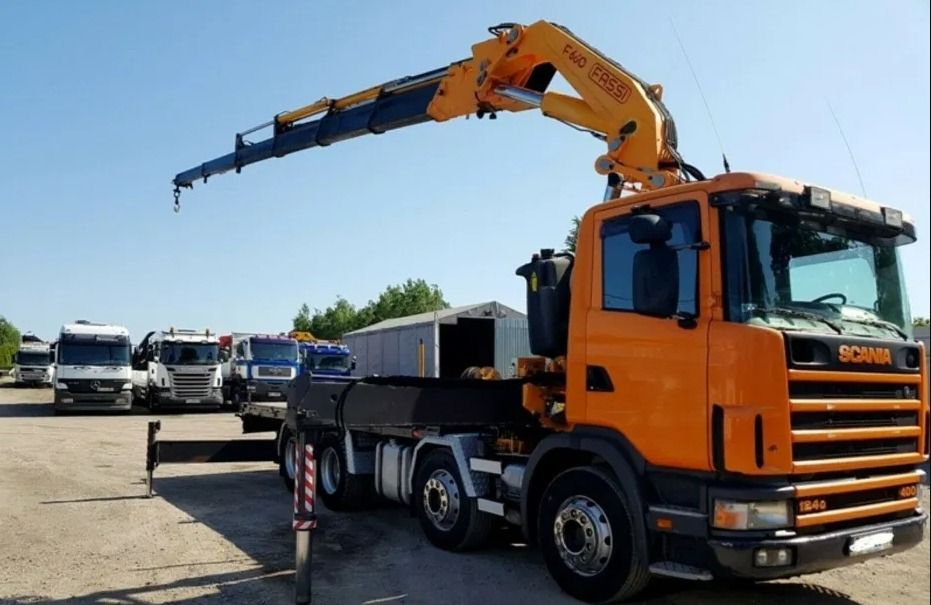 Camion cu Macara HIAB de Inchiriat. Inchirieri Macarale. Inchiriez.