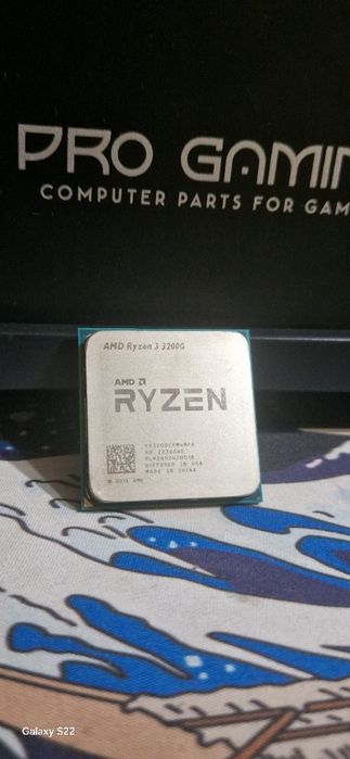 Procesor AMD RYZEN 3 3200G 3.6GHz
