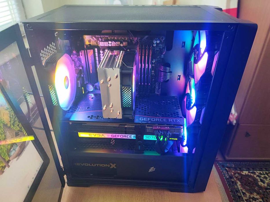 Геймърски компютър, Evga 3070, Ryzen 5600X, 32gb Ram, 1tb Nvme ssd