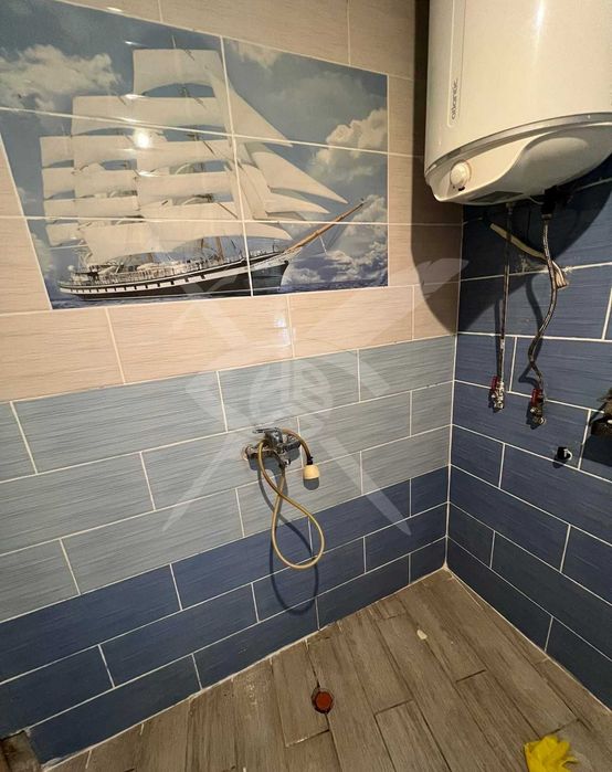 Дава се под наем Едностаен апартамент в Варна, Аспарухово - 70 кв.м за 70000 € - Снимка #1