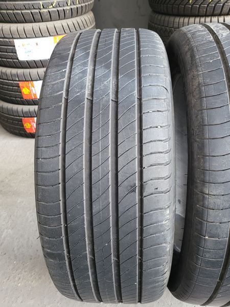 235/50/19 MICHELIN 2бр