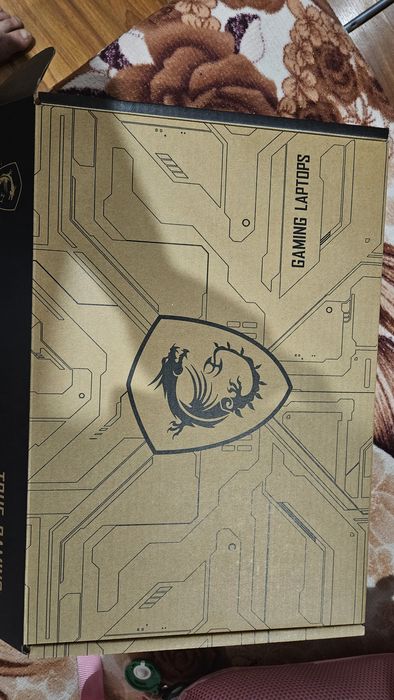 Laptop Gaming MSI Thin 15 B12VE cu procesor Intel® Core™ i5-12450H