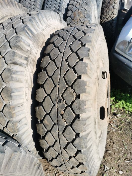 Cauciucuri 1100 R20 Kama