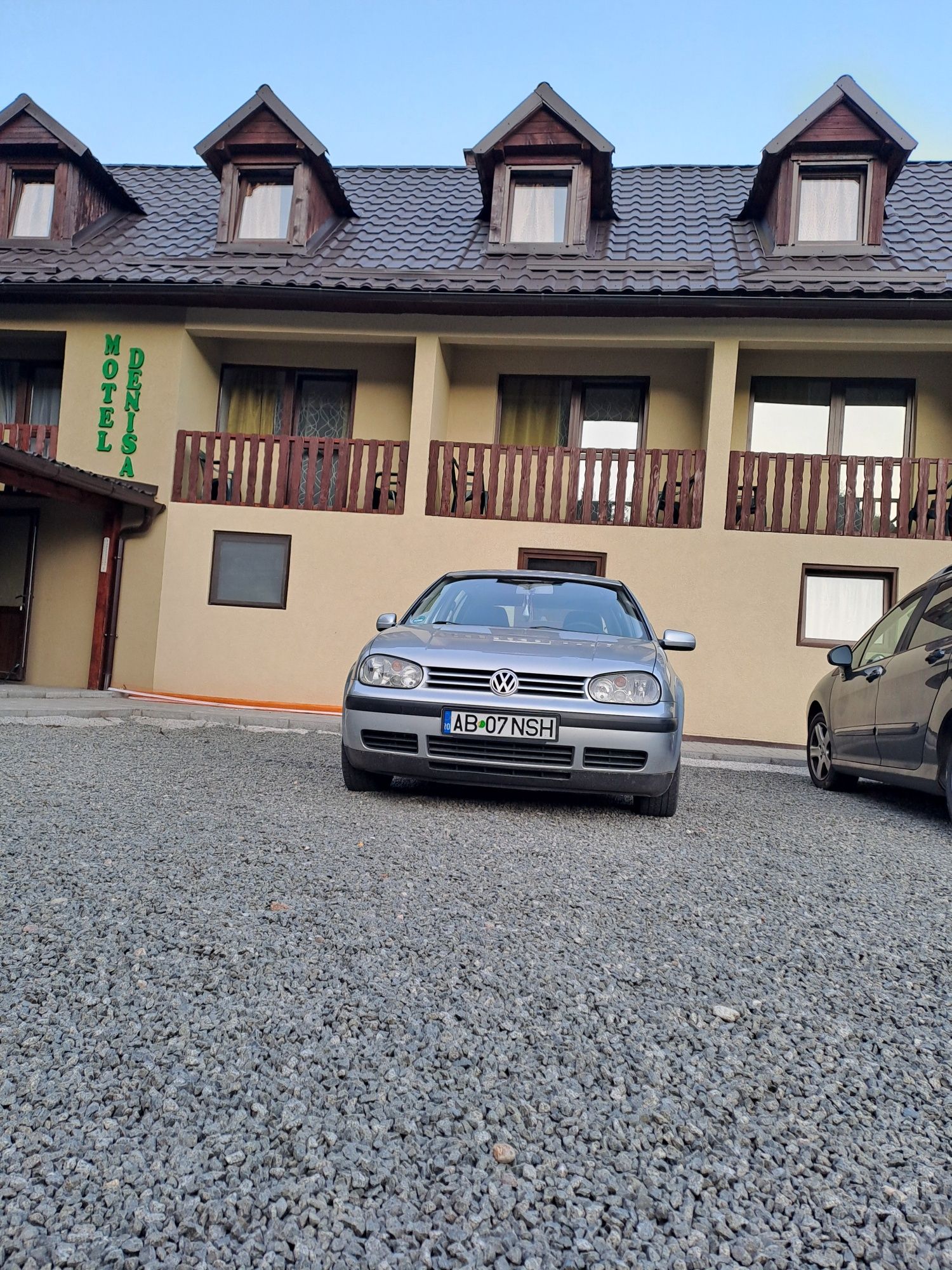 Vând golf 4 în stare foarte bună