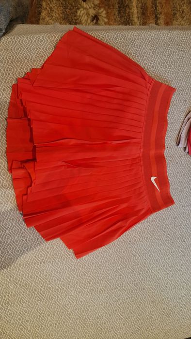 Нова пола на nike