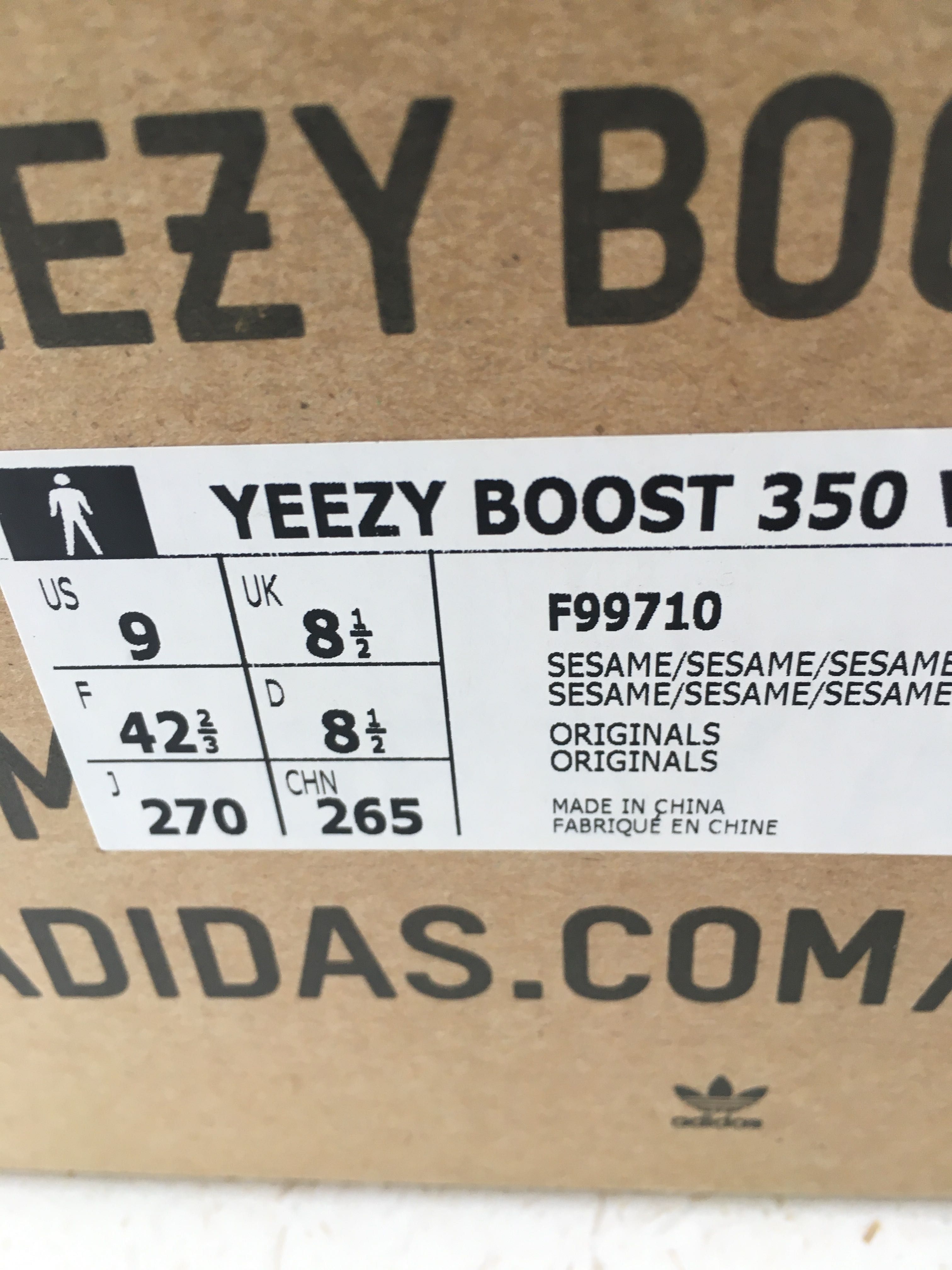 Adidas YEEZY boost 350 v2 grey Sesame UK 8.5 US 9 , 42 2/3 обувки