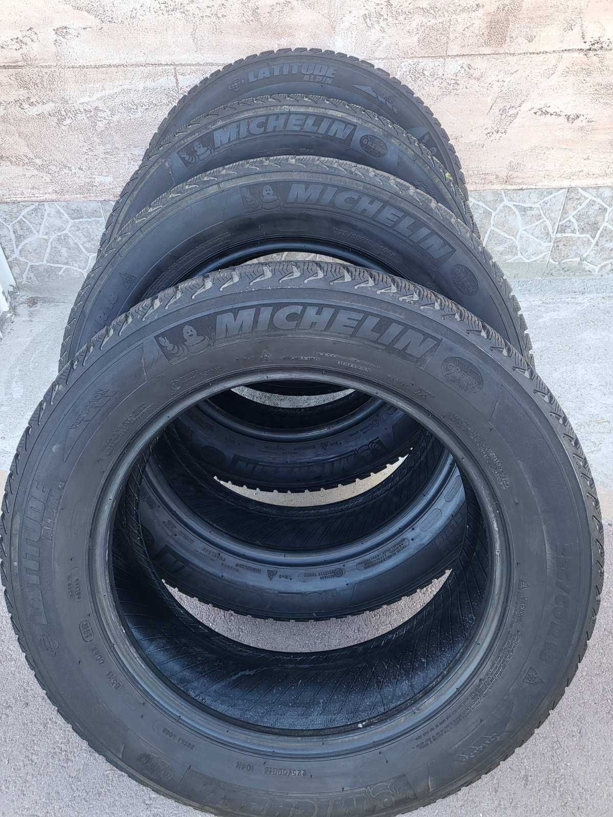 225/60/ R18 MICHELIN