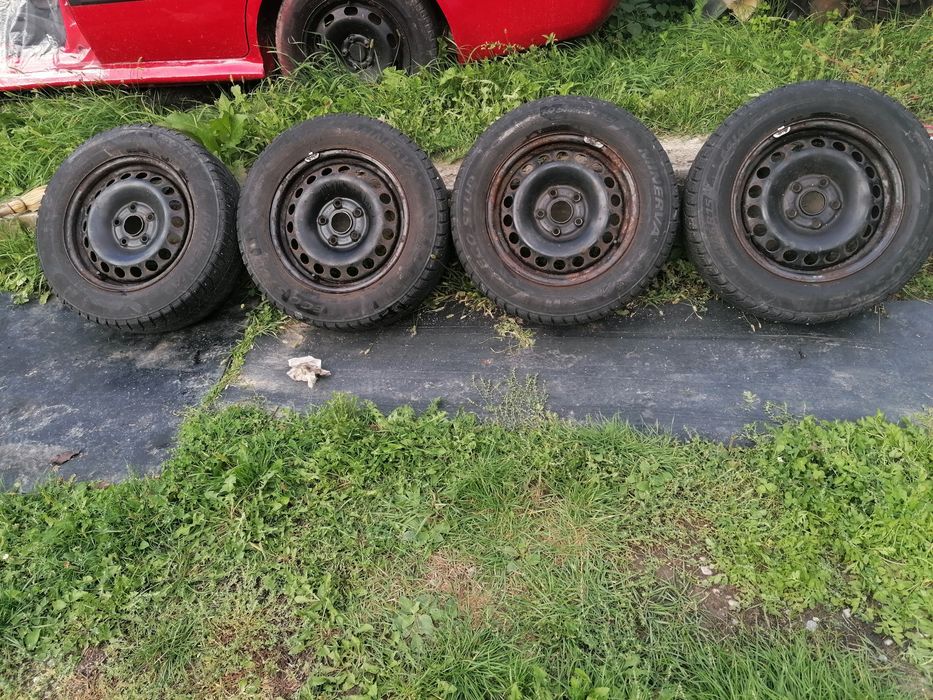 Vând set roti 195 65 r15 M+S