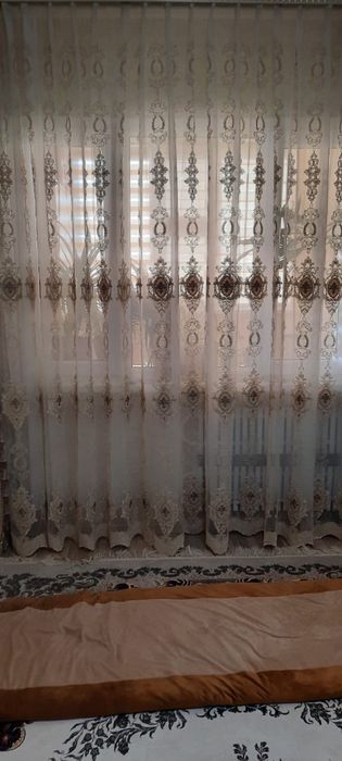 Продается тюль занавеска в хорошем качестве, б/у. Цена 18000 тенге.