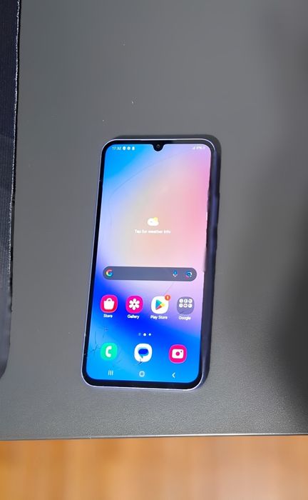 Телефон Samsung Galaxy A34 5G —работещ, с леко напукано стъкло