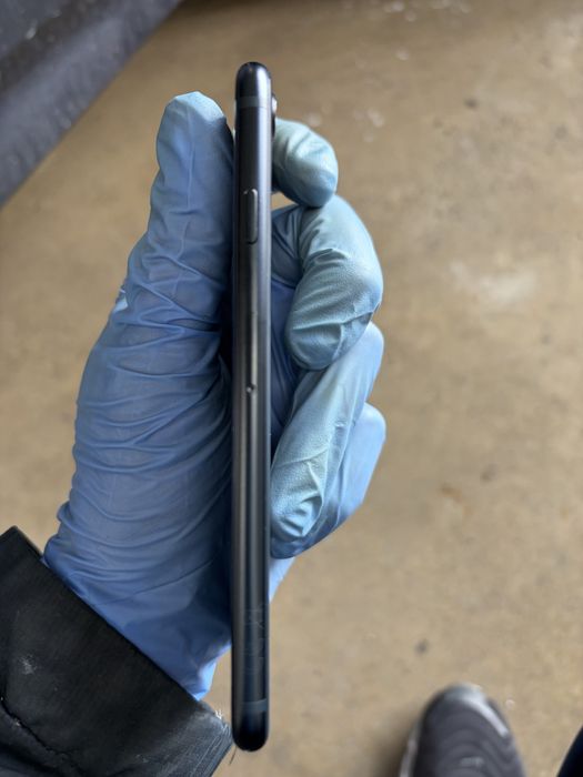 Iphone SE  2 64GB black