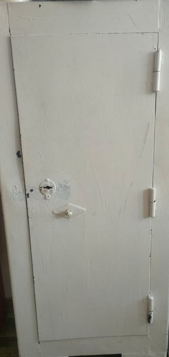 Продам сейф срочно