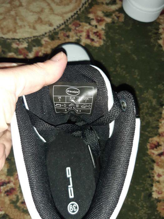 REDUCERE Sneakers adidasi noi Graceland 39