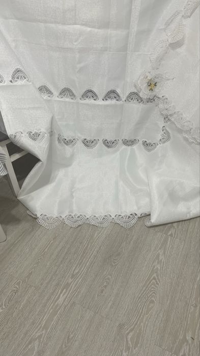 Скатерть ,форма для выпечки,каструля