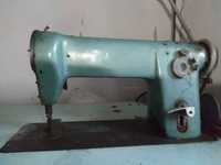 Промышленная швейная машинка