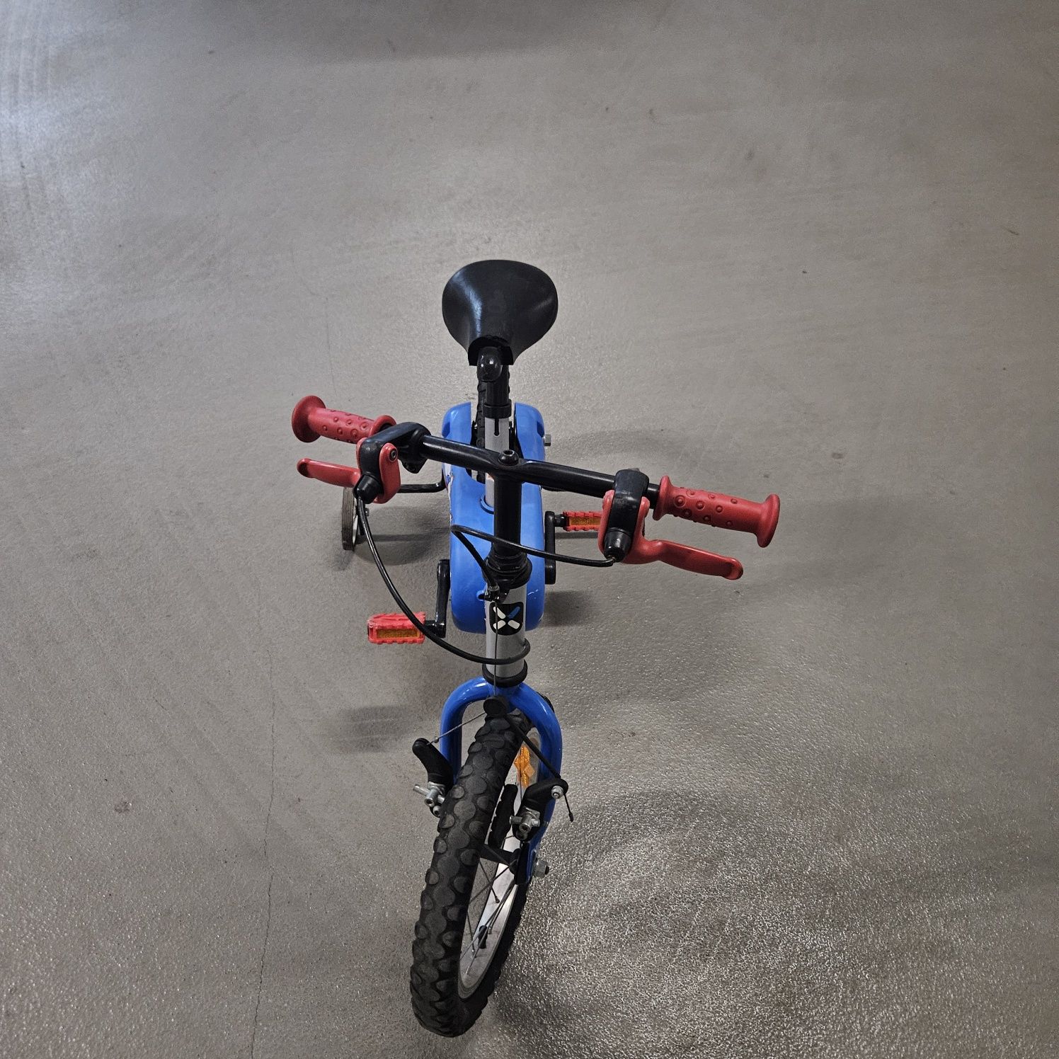Vând bicicleta băiat si fata B-twin in stare perfecta !!!