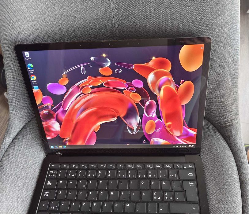 2022 Microsoft Surface Laptop 4 Ryzen5 Touchscreen Slim Metal