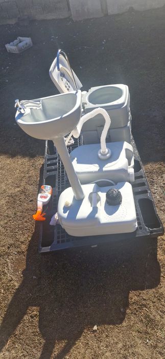 Set Wc și chiuveta pentru cemping