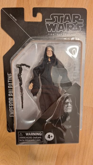 Продавам екшън фигури, оригинални