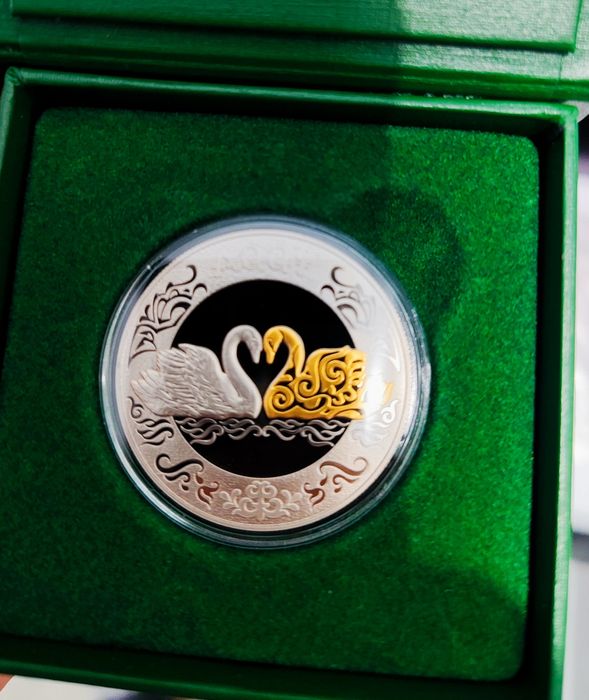 Продам новую монету Aqqu