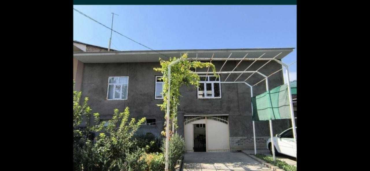 ДОМБРАБАД 2,2 соток срочно сотилади!