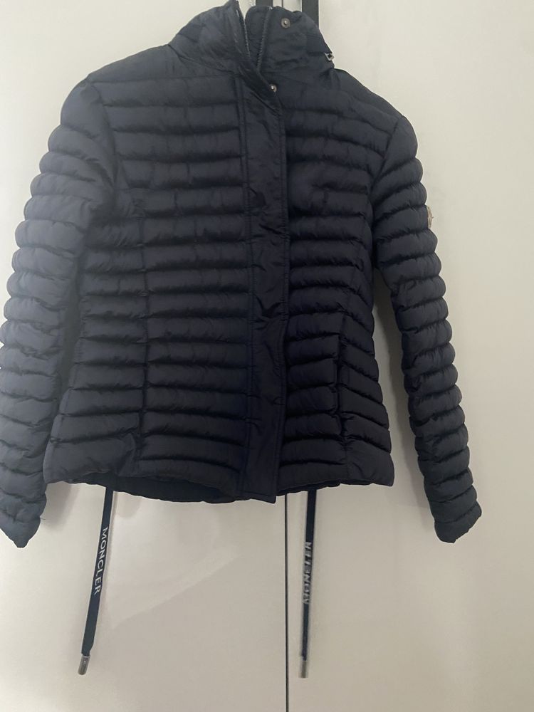 Geaca MONCLER scurta