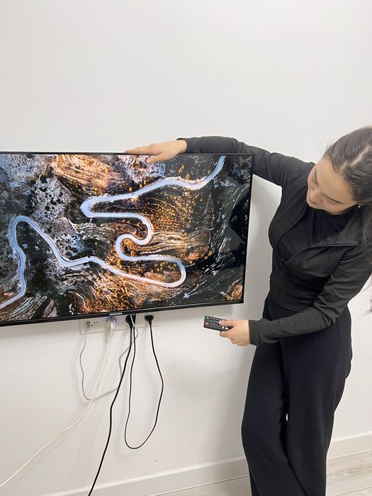 СРОЧНО продается телевизор SAMSUNG