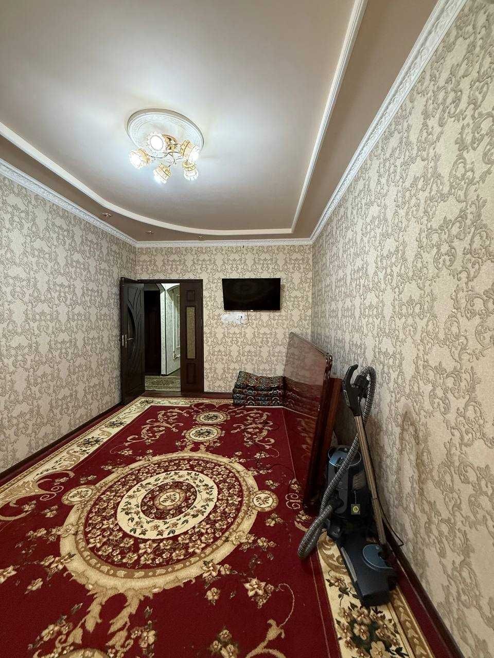 Срочно продается 2-х комн квартира в Куйлюк массив-4, 2/1/4