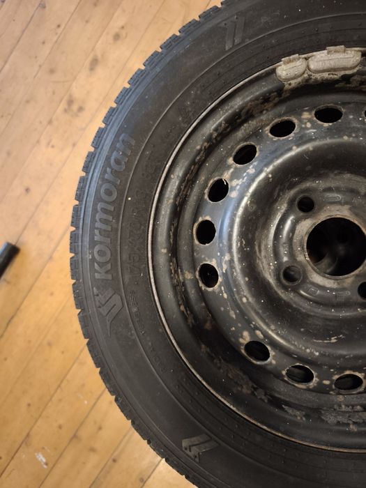 Алуминиеви джанти 15 цола за Мерцедес и Железни джанти 13 цола с гуми