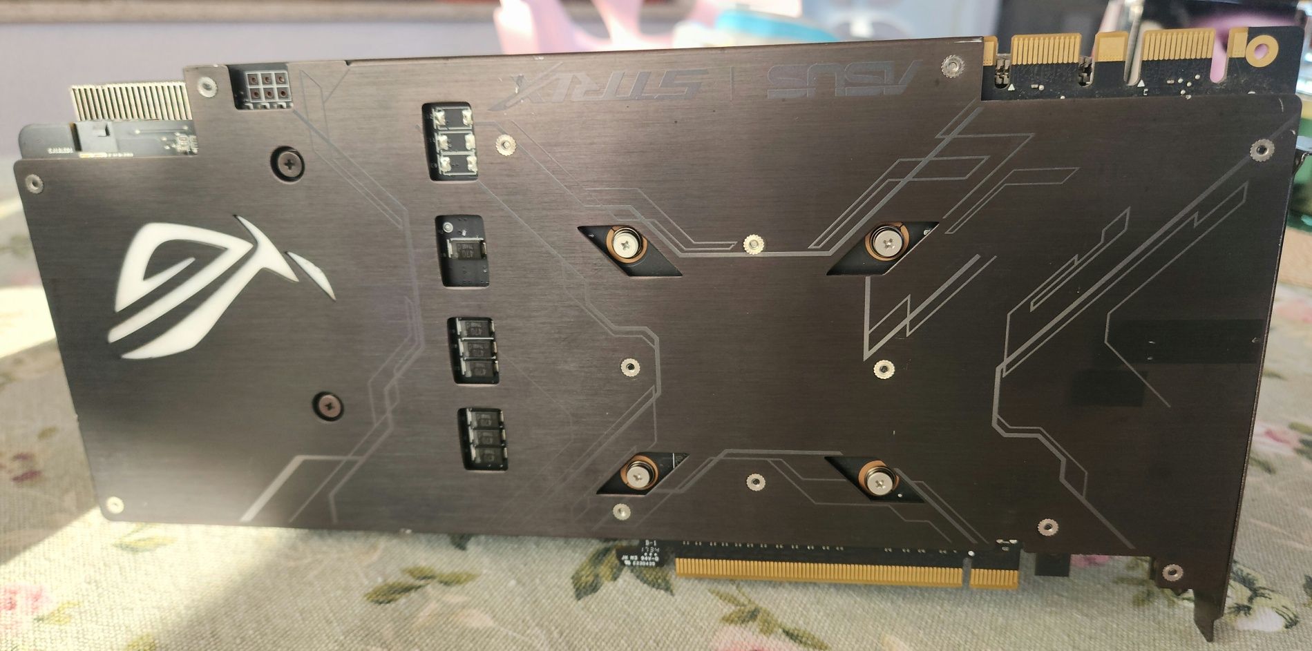 Видео карта Asus Rog Strix 1070 Ti 8GB